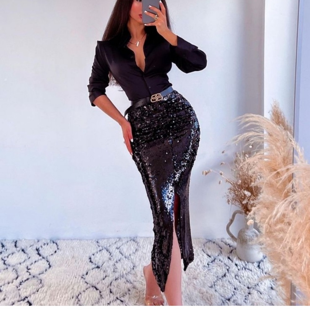 ZARA Ruched Sequin Skirt - Picture 3 of 12